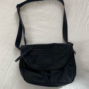 Lulu Lemon crossbody bag